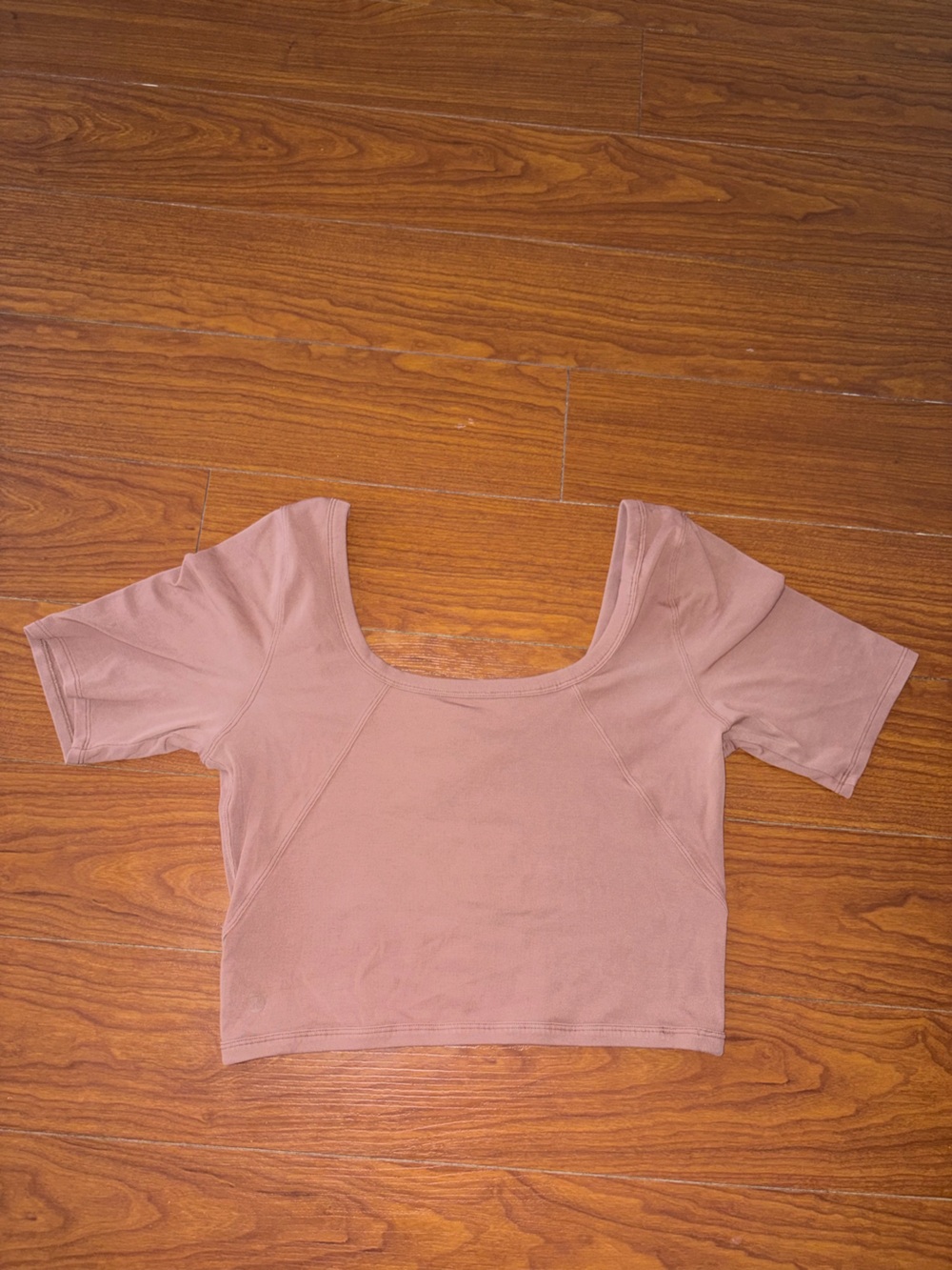 Lululemon Scoop Neck Short Sleeve Crop Top